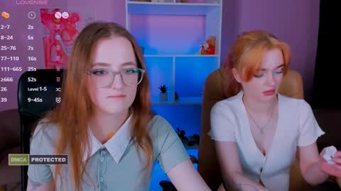 Snapshot of liana_kisses chatting on 01/06/25, 12:57 Little Liana online show from 01/06/25, 12:57