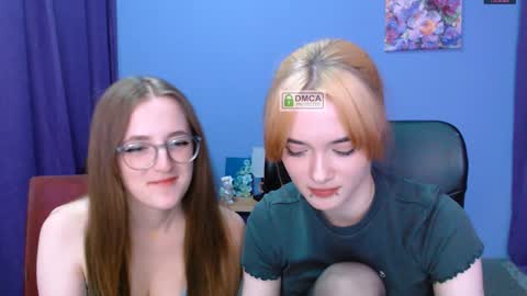 Snapshot of liana_kisses chatting on 01/15/25, 11:19 Little Liana online show from 01/15/25, 11:19