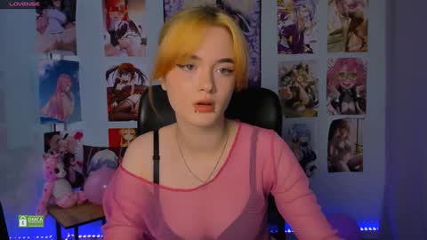 Snapshot of liana_kisses chatting on 02/05/25, 11:12 Little Liana online show from 02/05/25, 11:12