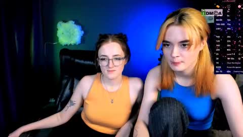 Snapshot of liana_kisses chatting on 02/14/25, 02:50 Little Liana online show from 02/14/25, 02:50