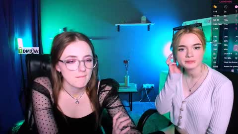 Snapshot of liana_kisses chatting on 03/04/25, 02:27 Little Liana online show from 03/04/25, 02:27
