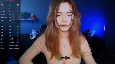 Snapshot of liana_kisses chatting on 10/22/25, 07:35 Little Liana online show from 10/22/25, 07:35