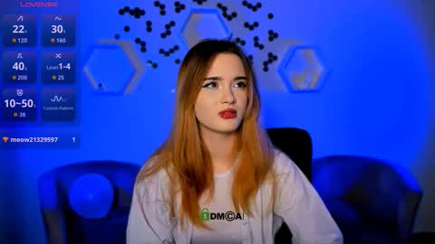 Snapshot of liana_kisses chatting on 11/19/25, 08:53 Little Liana online show from 11/19/25, 08:53