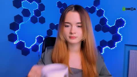 Snapshot of liana_kisses chatting on 11/30/25, 08:13 Little Liana online show from 11/30/25, 08:13