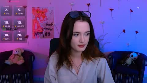 Little Liana  online show from 05/12/26, 07:00