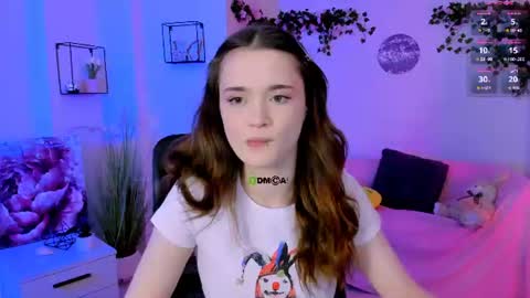 Little Liana  online show from 06/26/26, 06:34