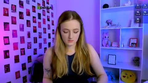 Little Liana  online show from 07/07/26, 06:45