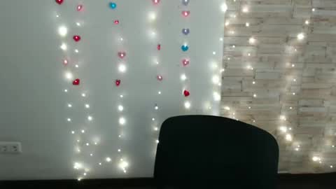 Liana online show from 01/22/25, 11:45