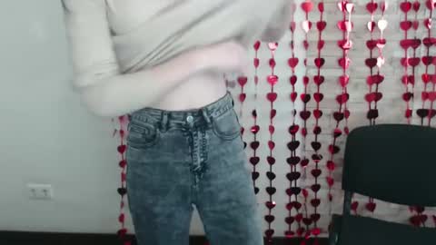 Liana online show from 02/11/25, 07:54