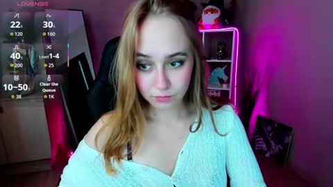 Snapshot of lianabright chatting on 06/14/26, 01:58 Liana online show from 06/14/26, 01:58
