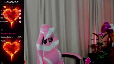 lianawow_ online show from 07/05/26, 02:18
