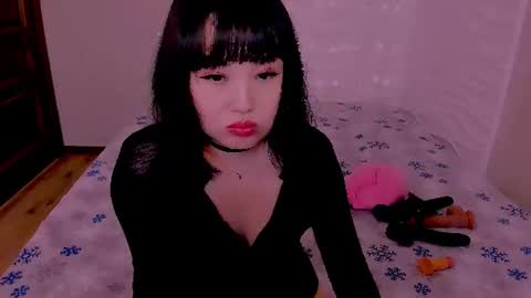 Liana online show from 06/26/26, 12:59