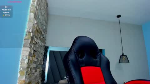 LIANE online show from 09/15/25, 09:59