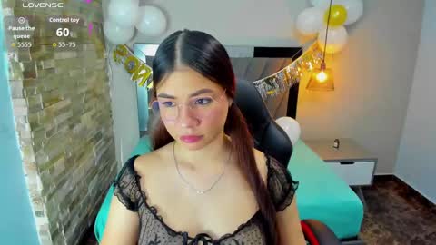 LIANE online show from 10/28/25, 08:11