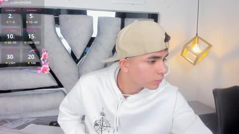 Snapshot of lianfox_ chatting on 11/01/25, 03:58 lianfox_ online show from 11/01/25, 03:58