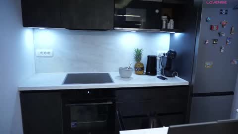 Snapshot of lianiloverx chatting on 10/27/25, 11:41 LianiLoverx online show from 10/27/25, 11:41