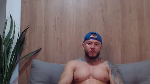 Snapshot of lianjones9 chatting on 01/29/25, 12:12 lianjones9 online show from 01/29/25, 12:12