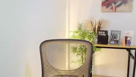 CALL ME LIANNA online show from 05/07/26, 06:41
