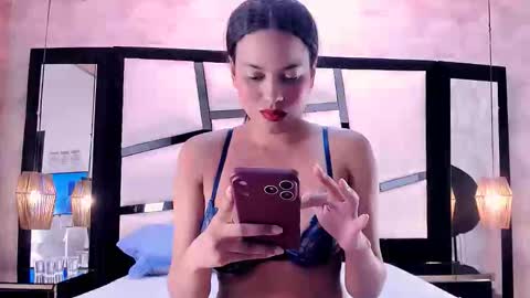 Snapshot of liaobrien_1 chatting on 01/11/26, 08:25 Lia obrien online show from 01/11/26, 08:25