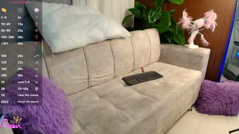 Snapshot of liaowen1 chatting on 04/01/26, 11:44 LIA online show from 04/01/26, 11:44