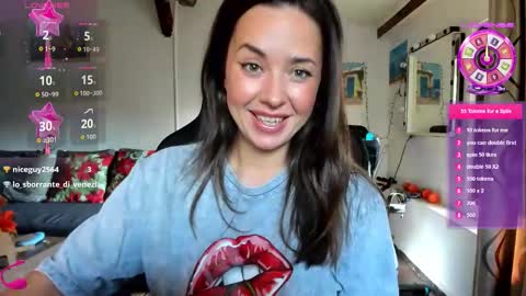 LiaQuinn online show from 10/11/25, 08:35