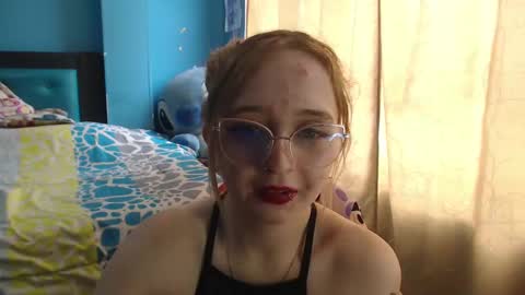 Lia Roberts online show from 01/28/25, 04:08