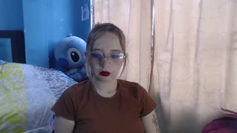 Lia Roberts online show from 01/29/25, 12:02