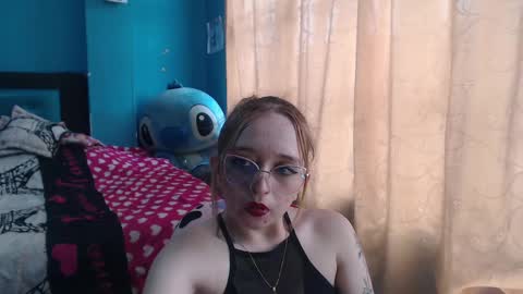 Lia Roberts online show from 02/11/25, 06:44