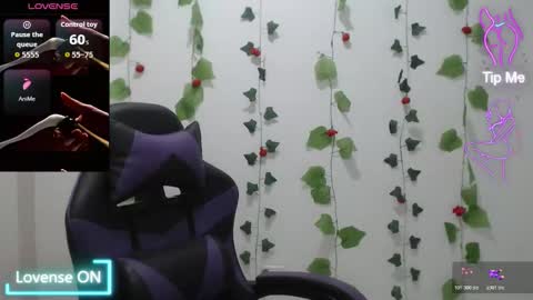Lia Roberts online show from 02/06/26, 02:38