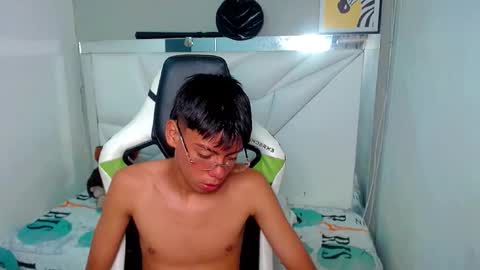 Snapshot of liarr_ chatting on 03/19/26, 09:08 LIAR online show from 03/19/26, 09:08