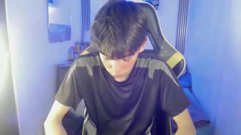 Snapshot of liarr_ chatting on 05/12/26, 10:51 LIAR online show from 05/12/26, 10:51