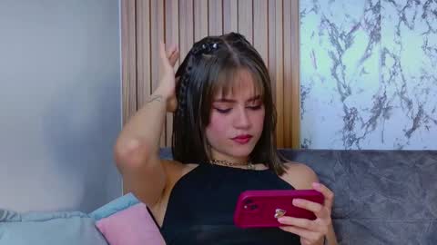 Snapshot of liaruso chatting on 10/03/25, 02:08 liaross online show from 10/03/25, 02:08