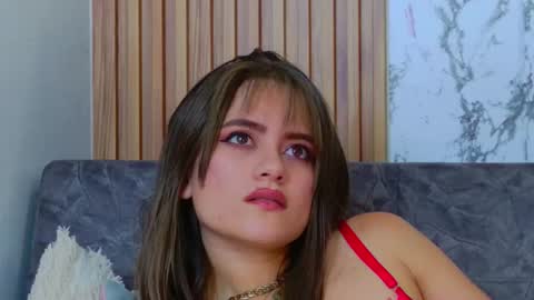 Snapshot of liaruso chatting on 10/24/25, 01:57 liaross online show from 10/24/25, 01:57