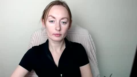 Lia online show from 01/10/26, 09:44