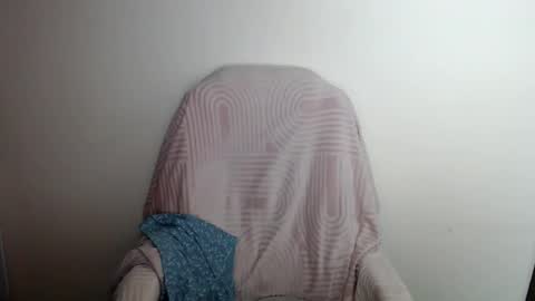 Lia online show from 05/02/26, 12:32