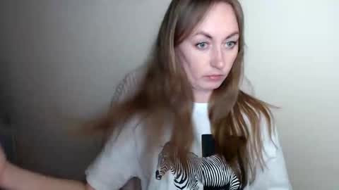 Lia online show from 05/29/26, 12:47