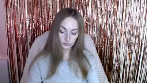 Lia online show from 07/19/26, 12:20
