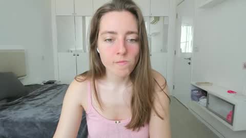 Snapshot of liasashax chatting on 01/12/26, 04:50 Sasha online show from 01/12/26, 04:50