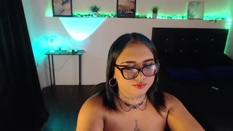 LiaScarlett online show from 12/12/24, 11:18