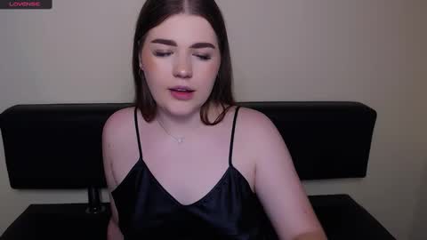 Lia online show from 09/09/25, 01:10