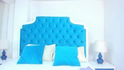 Lia Vivumi  online show from 10/21/25, 11:33