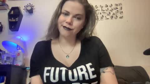 Snapshot of libbydeetzxxx chatting on 02/21/25, 09:13 Libby Deetz online show from 02/21/25, 09:13