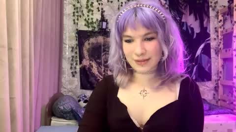 Lola online show from 09/20/25, 07:15