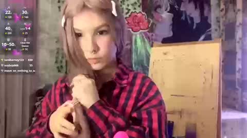 Lola online show from 09/22/25, 07:05