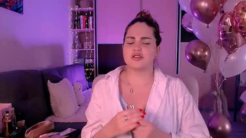 Snapshot of libra_mia chatting on 10/08/25, 04:21 libra_mia online show from 10/08/25, 04:21