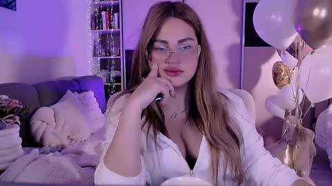 Snapshot of libra_mia chatting on 10/13/25, 04:12 libra_mia online show from 10/13/25, 04:12