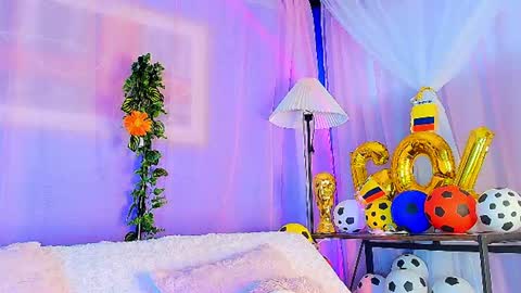 Valentina Hall online show from 06/21/26, 11:46