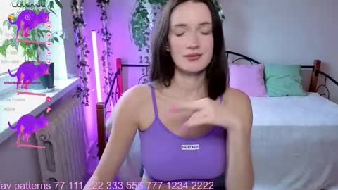Welcome guys in my room Im Claire online show from 11/12/25, 12:16