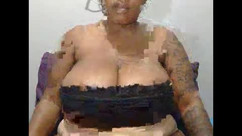 lickabletash98 online show from 02/06/25, 09:00