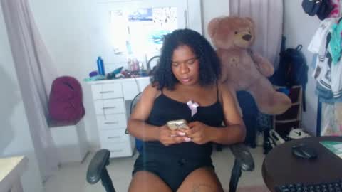 Snapshot of licyevans chatting on 05/07/26, 01:44 licy online show from 05/07/26, 01:44